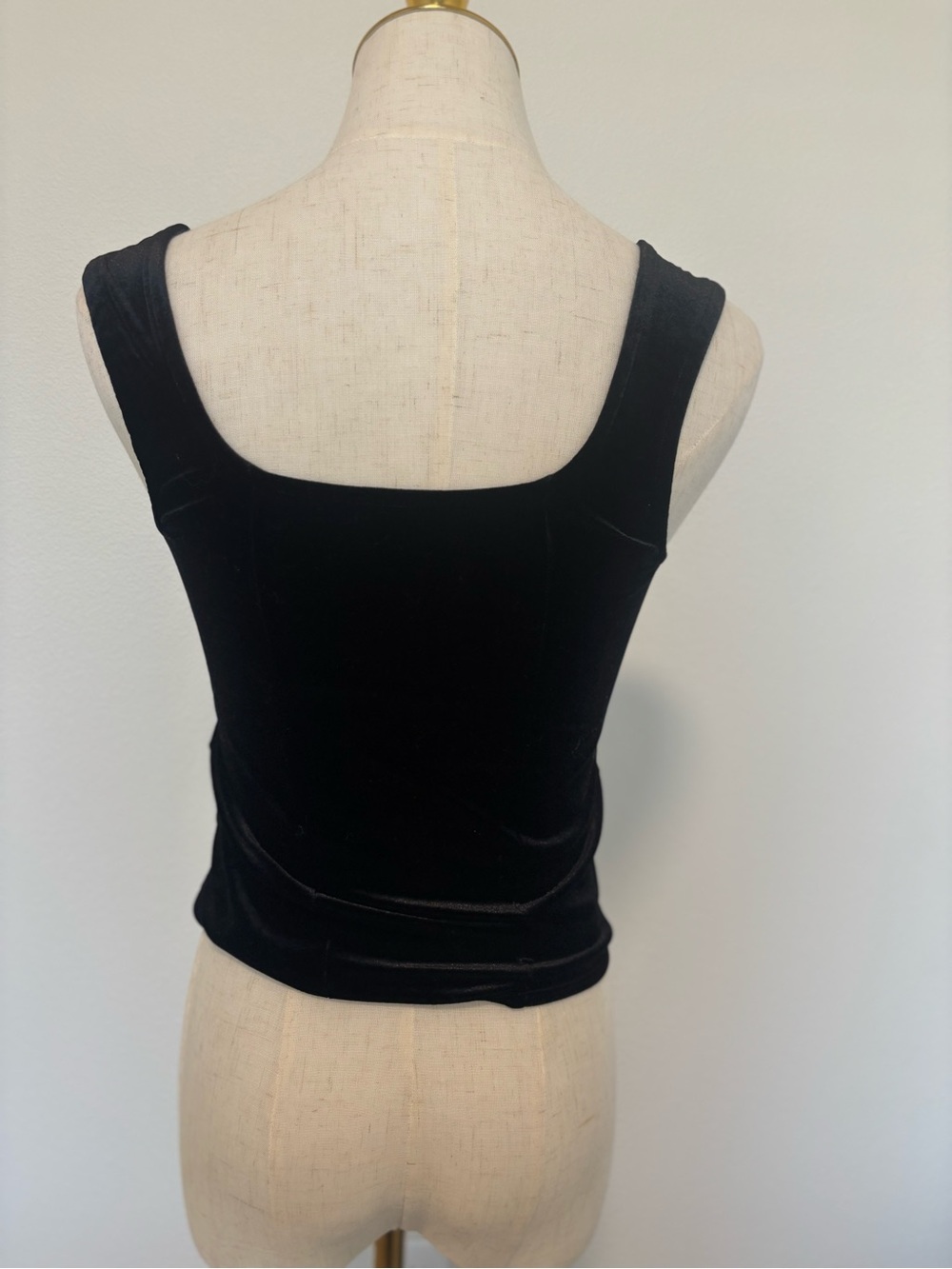 Old Navy Black Velvet Square-Neck Tank - Picture 2 of 3
